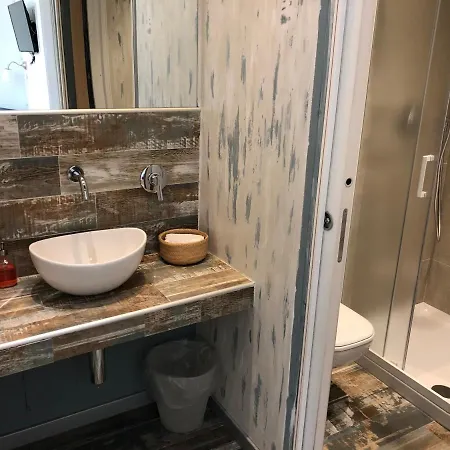 Pensionat La Terrazza Di Arturo 4*